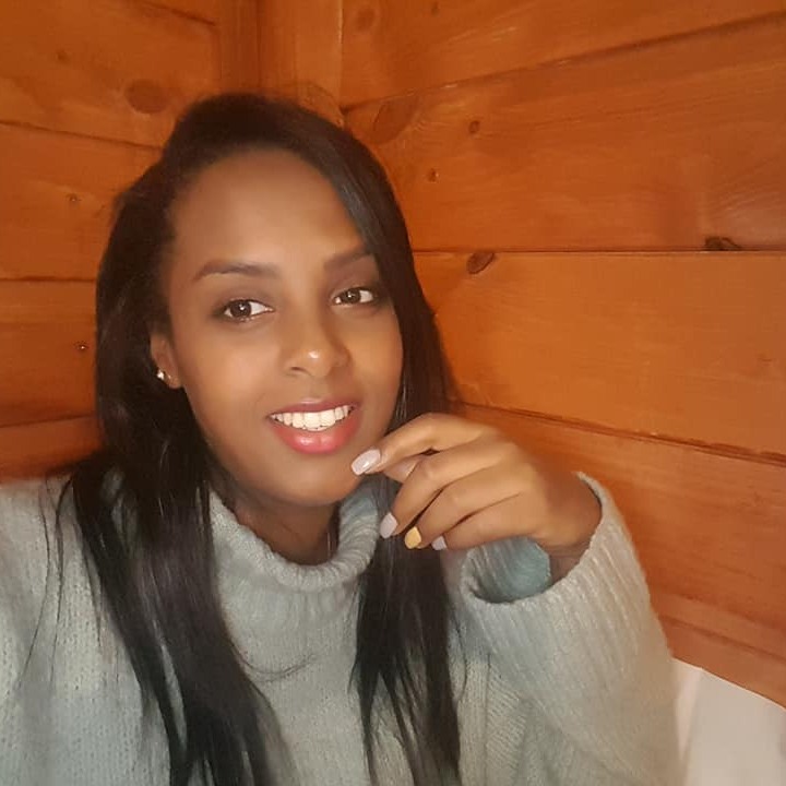 אביבה אורינג